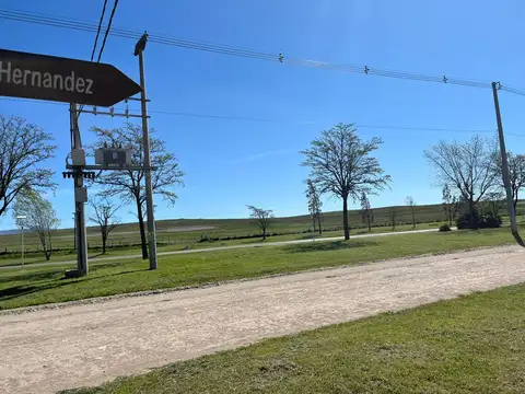 Casa En Venta  Sierra  De La Ventana  Sobre   Ruta De Acceso