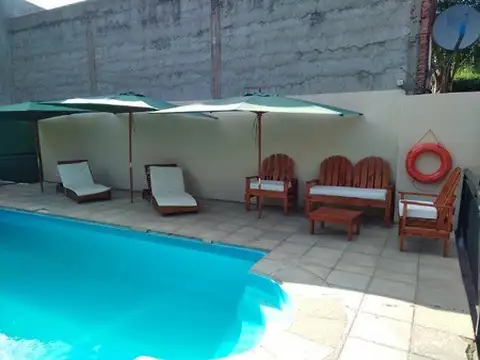 Casa 4 ambientes con 1 baño