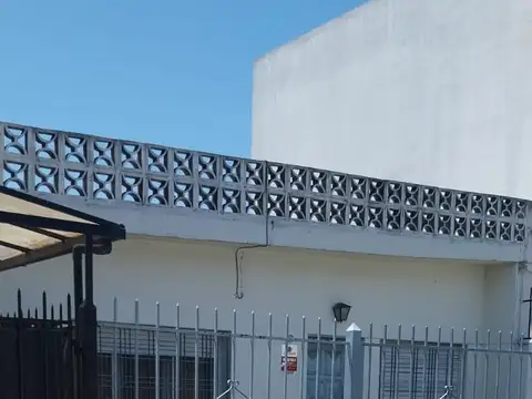 Valentín Cardoso 2200