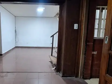 Depto Tipo Casa en Alquiler 40 años
