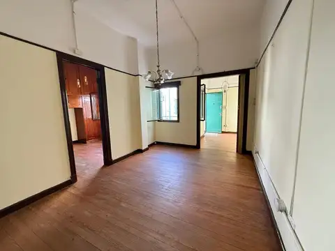 Depto Tipo Casa en Venta 60 años