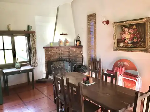 Casa 2 ambientes con 1 baño