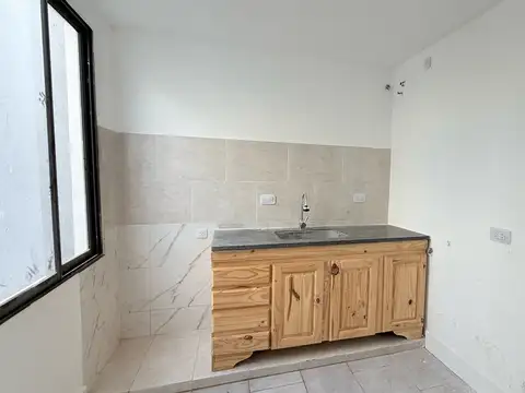 Depto Tipo Casa en Venta 50 años