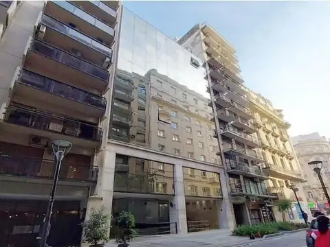 Oficina en Alquiler con 1 cochera