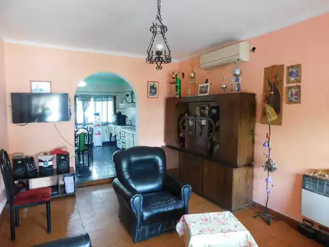 Casa en venta en  Moreno