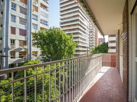 Venta Dpto 4 amb Martinez c/dependencia y balcon