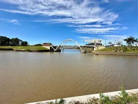 Lote en venta en el Yacht Nordelta