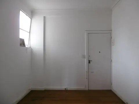 HUMBERTO 1 2100, Piso 2