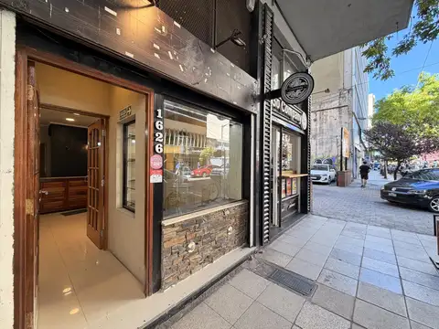 Local en Alquiler en Centro, $ 1.500.000