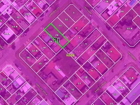 Terreno en Venta 30  mts Fondo