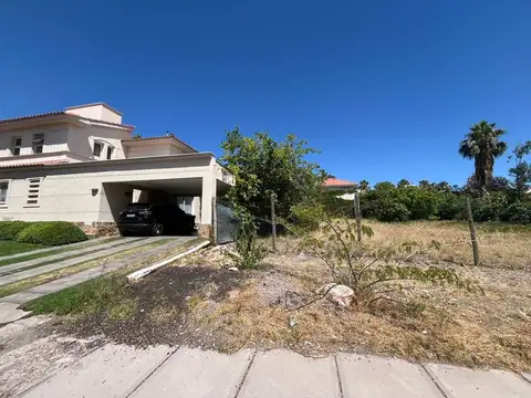 Terreno en Venta en Godoy Cruz, USD 320.000