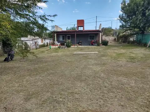 VENTA CASA 1 DORM CARLOS PAZ A METROS DEL RIO