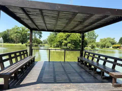 Departamento en Alquiler con 1 cocheras