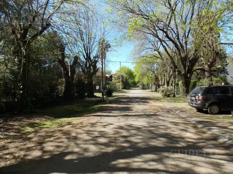 Quinta en Venta con 2 cocheras