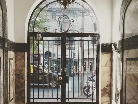 Departamento en Venta 85 años