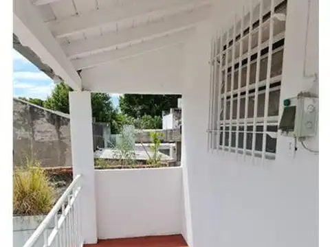 DEPARTAMENTO 3 DORMITORIOS - BANFIELD - ESTE, GRAN BS. AS. SUR