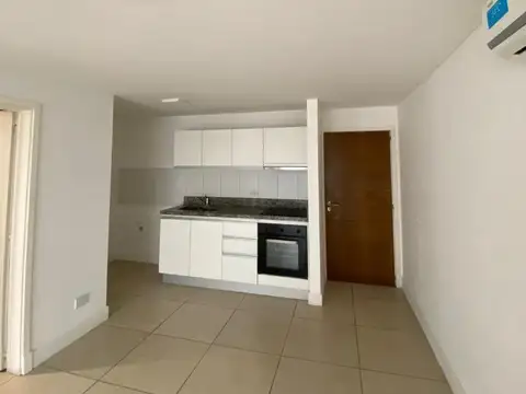 Departamento en Alquiler en Ituzaingo Norte, $ 700.000