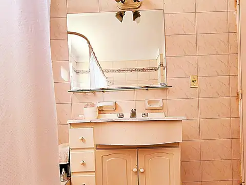 DEPTO 4 AMB A METROS DE ESTACIÓN