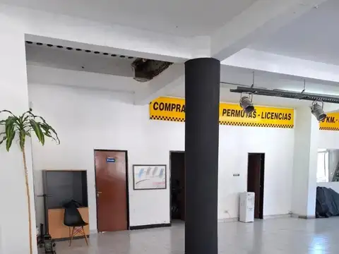 Local en Venta 30 años