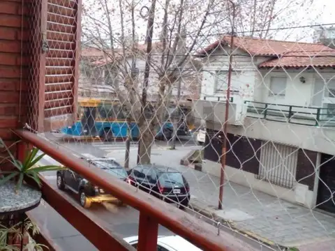 OPORTUNIDAD  DEPARTAMENTO 3 AMBIENTES - CENTRO RAMOS MEJÍA