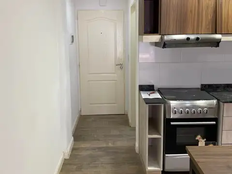 Departamento en Alquiler en Lanus, $ 350.000