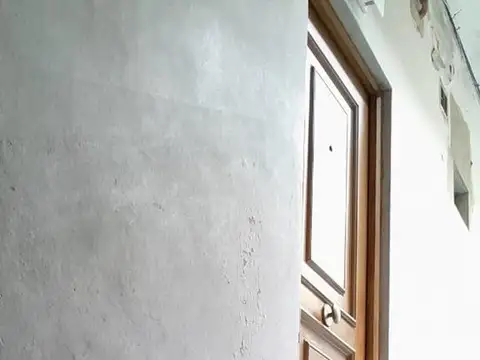 Depto Tipo Casa 4 ambientes con 1 baño