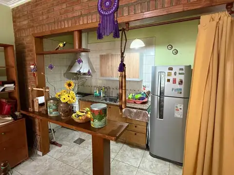 Depto Tipo Casa en Venta en Moron Sur, USD 70.000