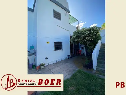 Excelente Casa Familiar de 4 Ambientes  - GRAN OPORTUNIDAD