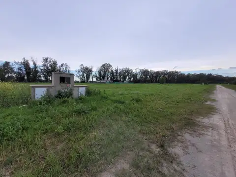 VENTA - TERRENO / LOTE - CLUB DE CAMPO COMARCAS DE LUJÁN - SANTA INÉS - FINANCIACIÓN   - 2200 MTS2