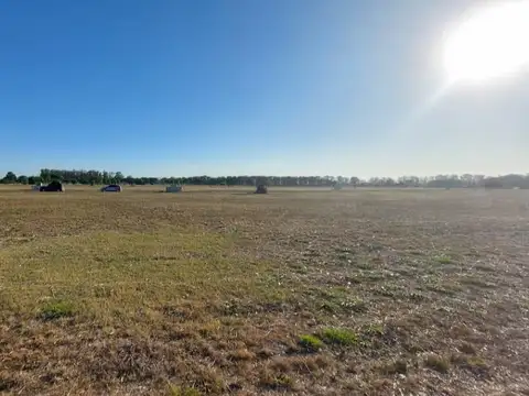 VENTA - TERRENO / LOTE - CLUB DE CAMPO COMARCAS DE LUJÁN - SANTA INÉS - FINANCIACIÓN   - 2200 MTS2