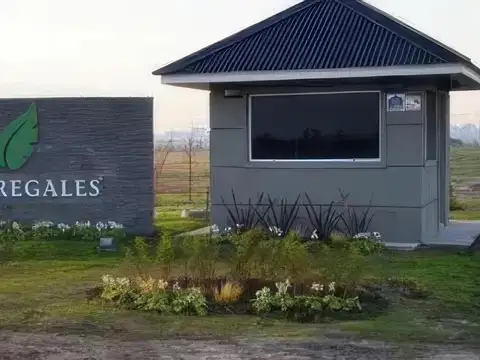 Terreno en Venta 24  mts Fondo