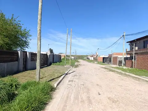 Terreno en Venta en Mariano Acosta, USD 20.000