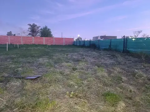 terreno en Venta en Agustin Ferrari MERLO
