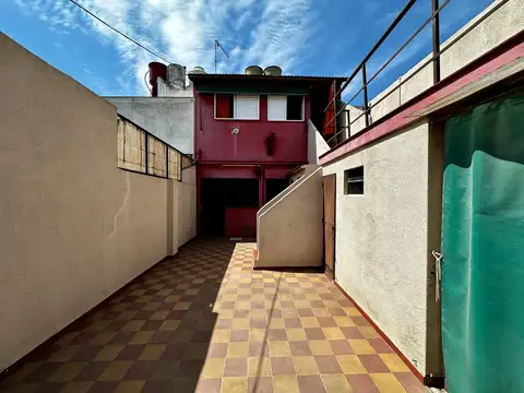 Venta de casa 5 ambientes, oportunidad dos familias, Banfield, Lomas de Zamora