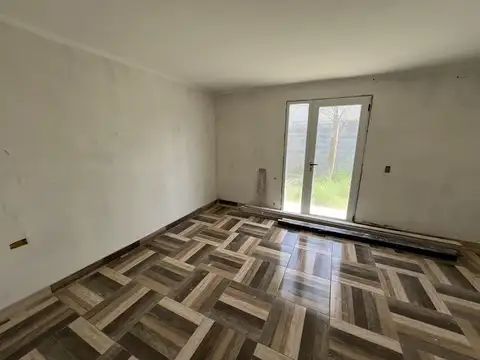 Depto Tipo Casa 4 ambientes con 1 baño