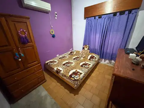 Casa 4 ambientes con 1 baño