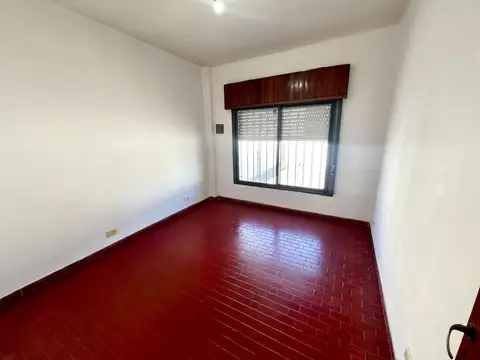 Depto Tipo Casa en Venta 47 años