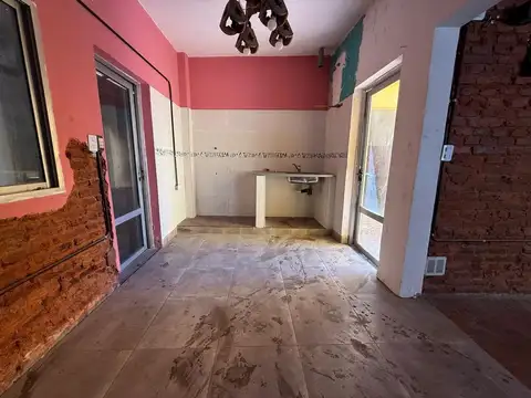 VENTA CASA MULTIFAMILIAR ISIDRO CASANOVA