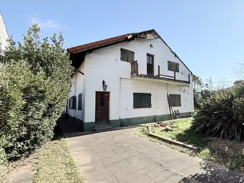Casa a refaccionar con gran lote en Ituzaingó