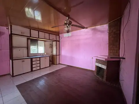 Vendo Financio casa en Pando 2 dormitorios
