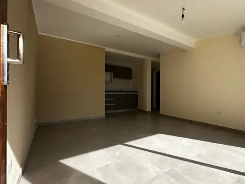 ALQUILER DEPTO 2 AMBIENTES CHACRAS COMP. PRIVADO