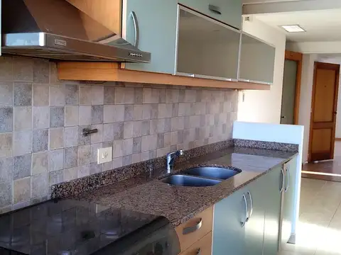 Departamento en Alquiler de 4 ambientes