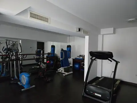 Casa 5 ambientes con 4 baños