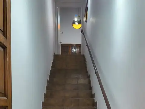 Depto 2 dorm en alquiler con patio – Centro Mza