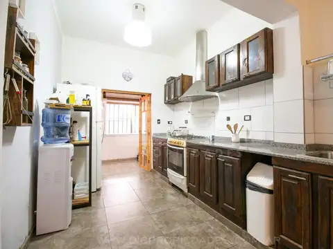 Depto Tipo Casa en Venta con 2 cocheras