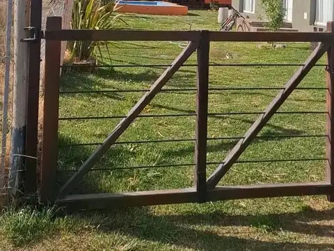 Casa en Venta en Plottier, USD 1.111