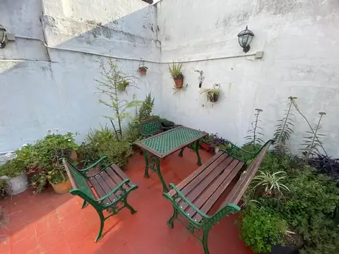 VENDO PH 4 AMB  CON TERRAZA Y QUINCHO