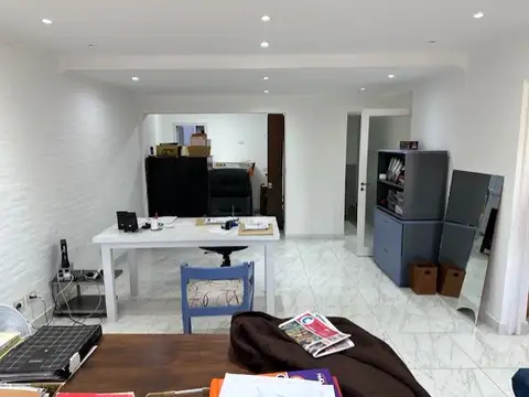 Local en Alquiler Via Púb.