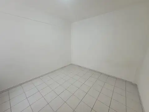 Departamento en Venta en Pompeya, USD 29.500