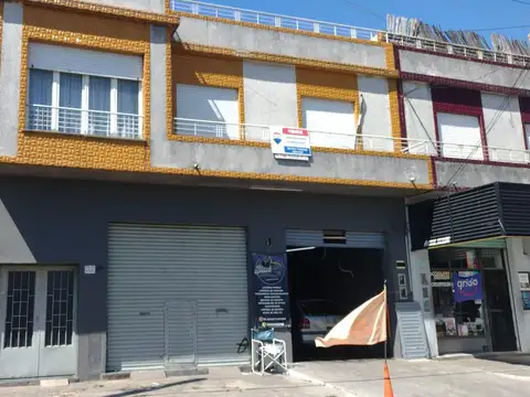 Venta PH 4 ambientes + cochera en Lanus Este OPORT